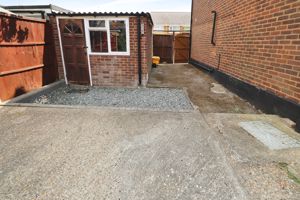 ROMSEY WAY- click for photo gallery